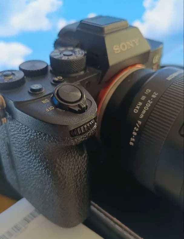 Sony Mirrorless Interchangeable Lens Cameras A7R I V Tamron 28-200Mm 7