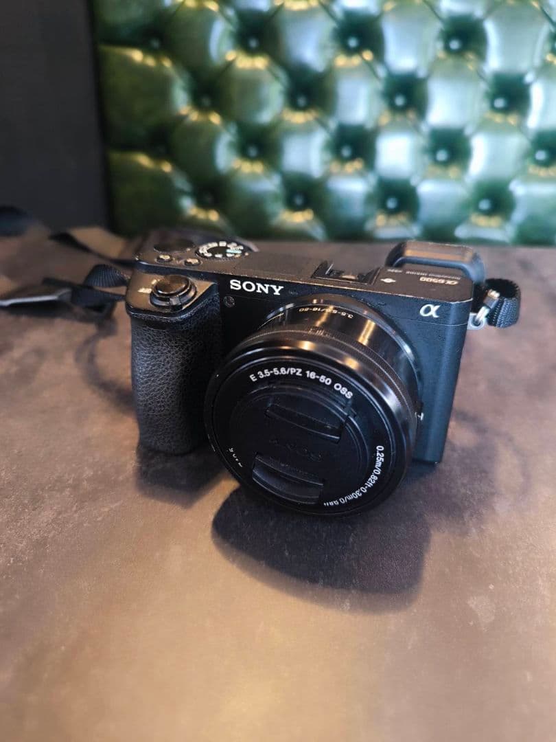 Sony Mirrorless Interchangeable Lens Cameras 6500 2
