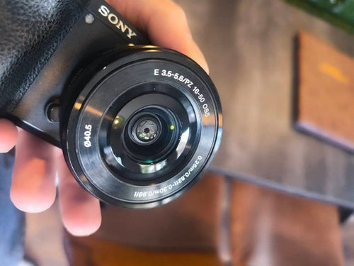 Sony Mirrorless Interchangeable Lens Cameras 6500 2