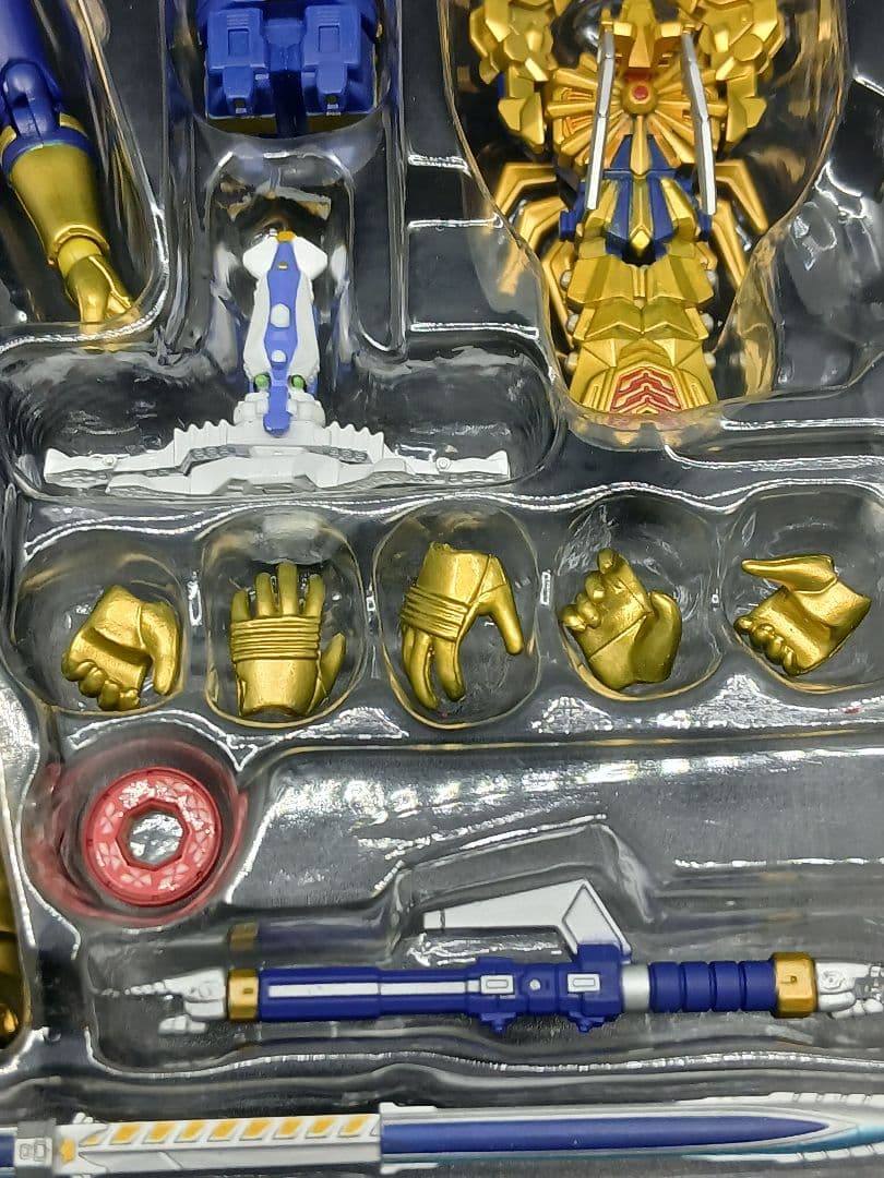 Bandai Squadron Hero S.H.Figuarts