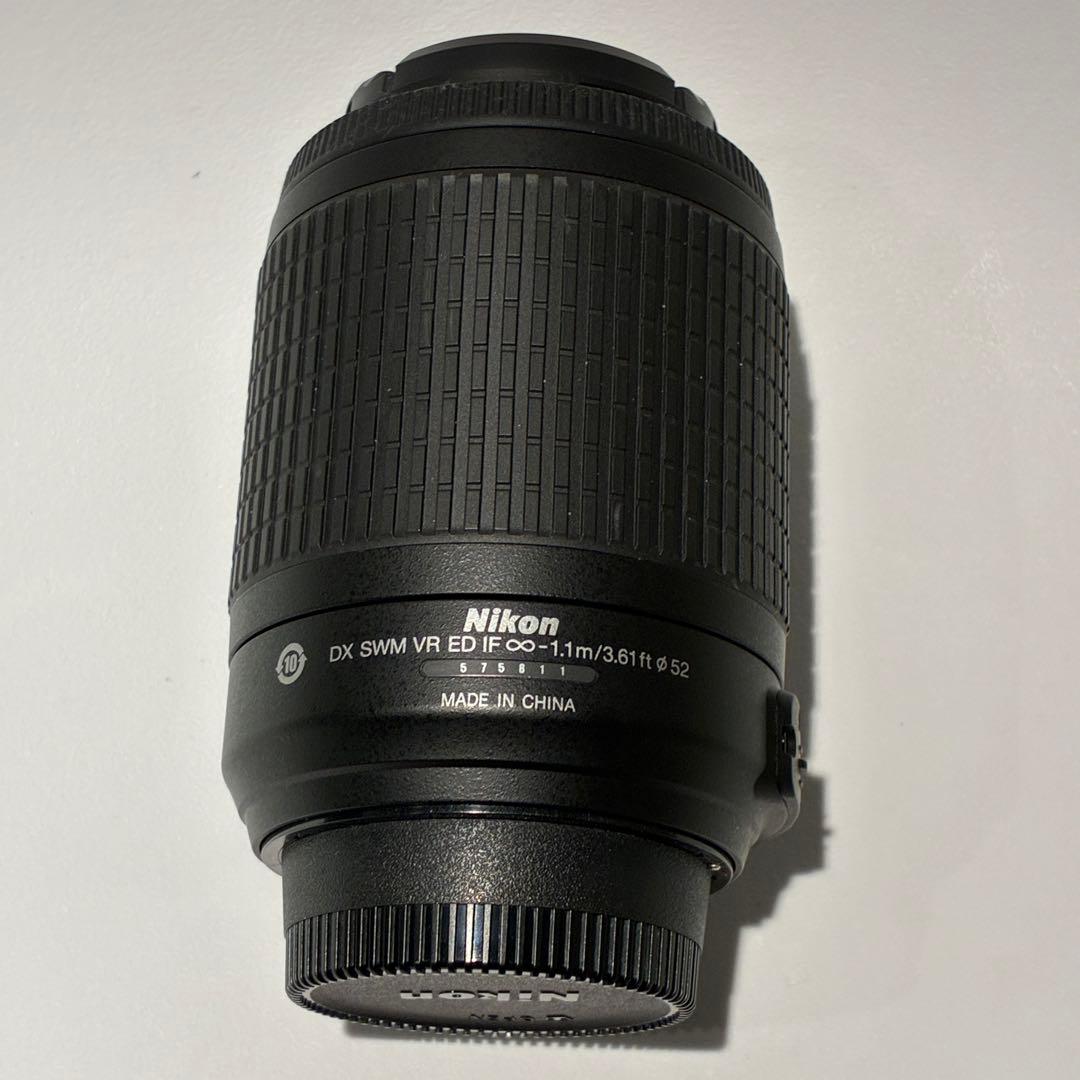 Nikon Zoom Lenses Af-S Dx Nikkor Ed 55-200Mm