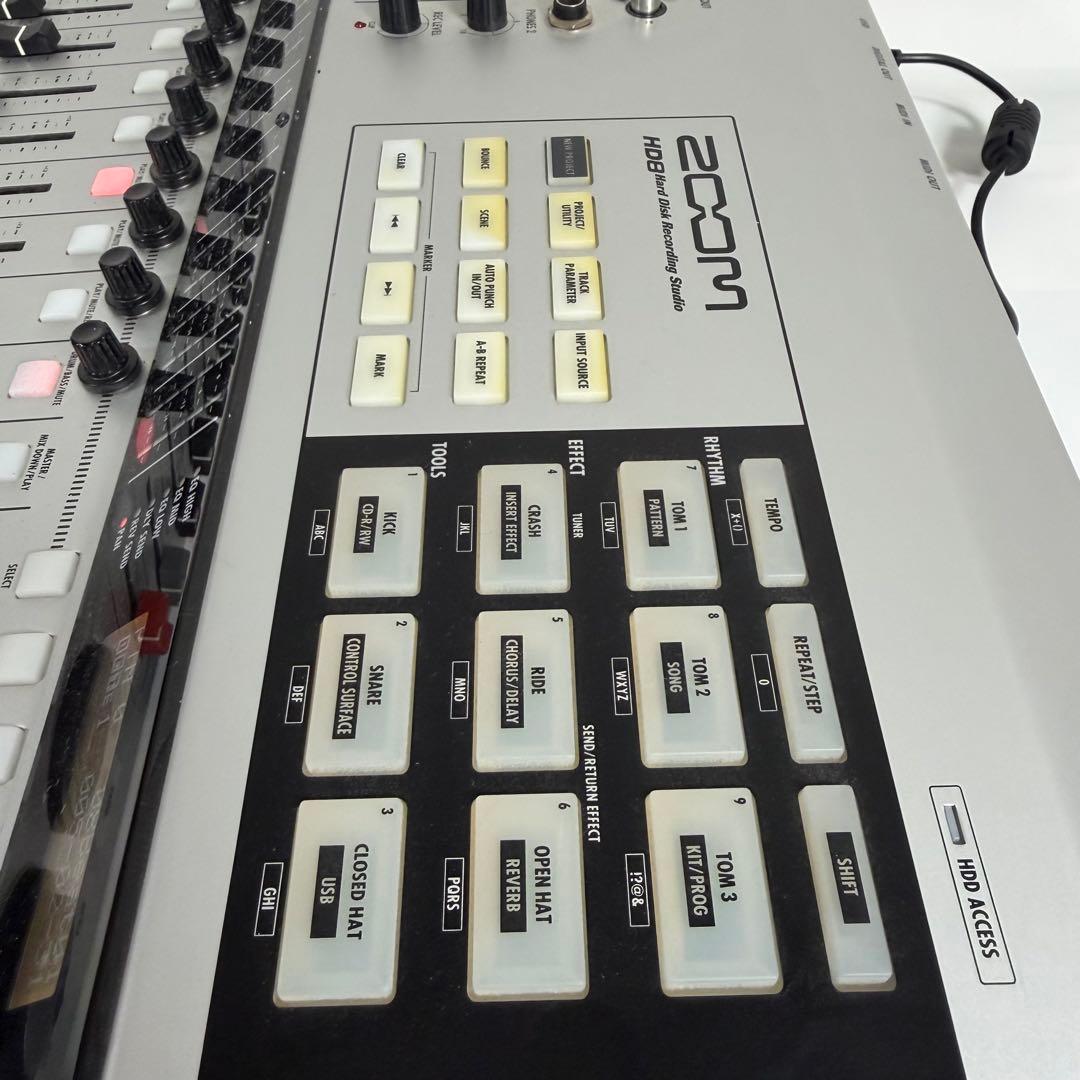 Zoom Multi -Track Recorder Hd8 Hard Disk Recording Studio