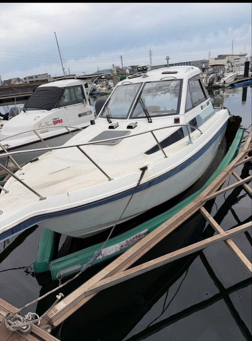 Pleasure Boat Yacht Hull Fr24