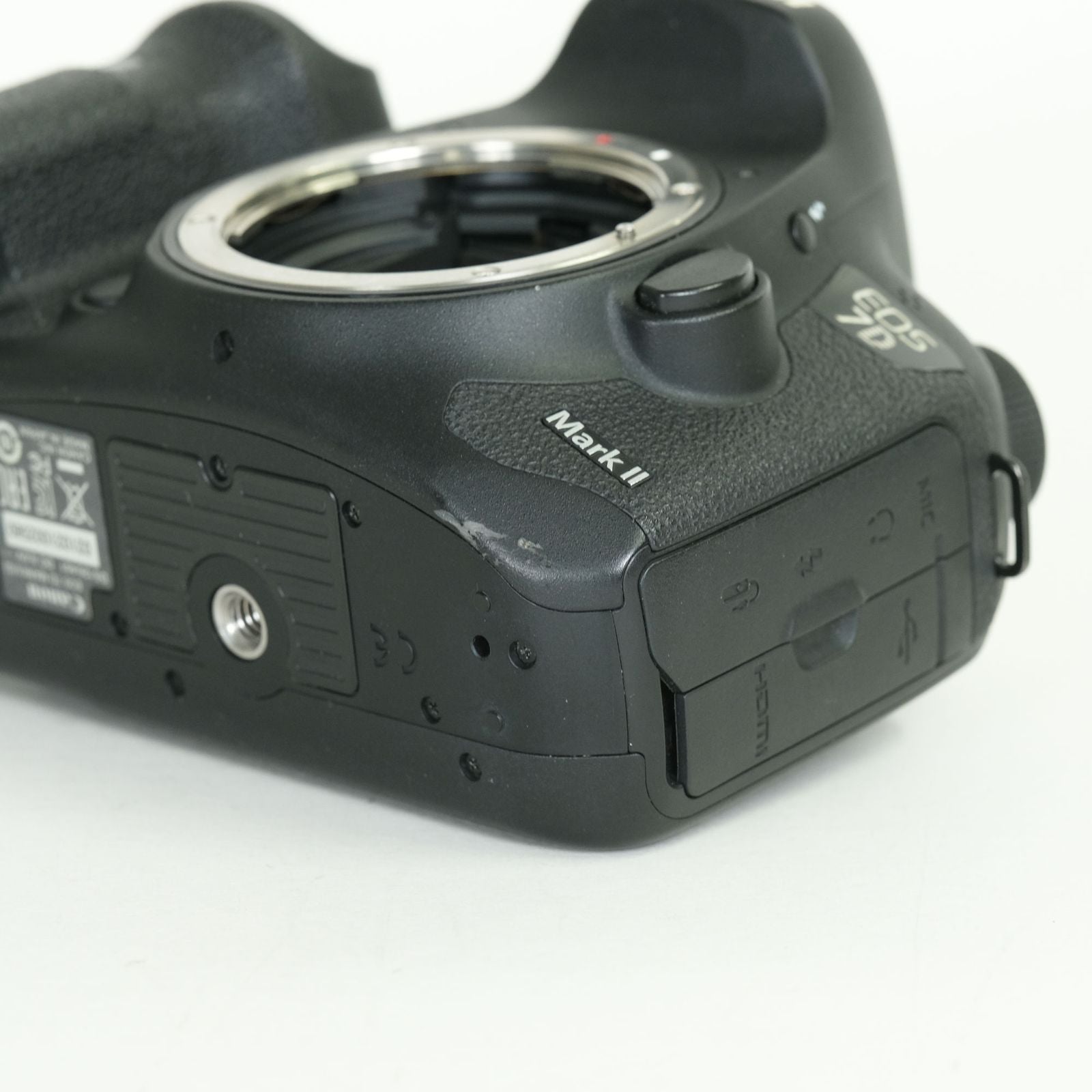 Canon Digital Slr Eos 7D Mark Ii Ef-S
