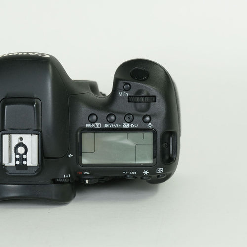 Canon Digital Slr Eos 7D Mark Ii Ef-S