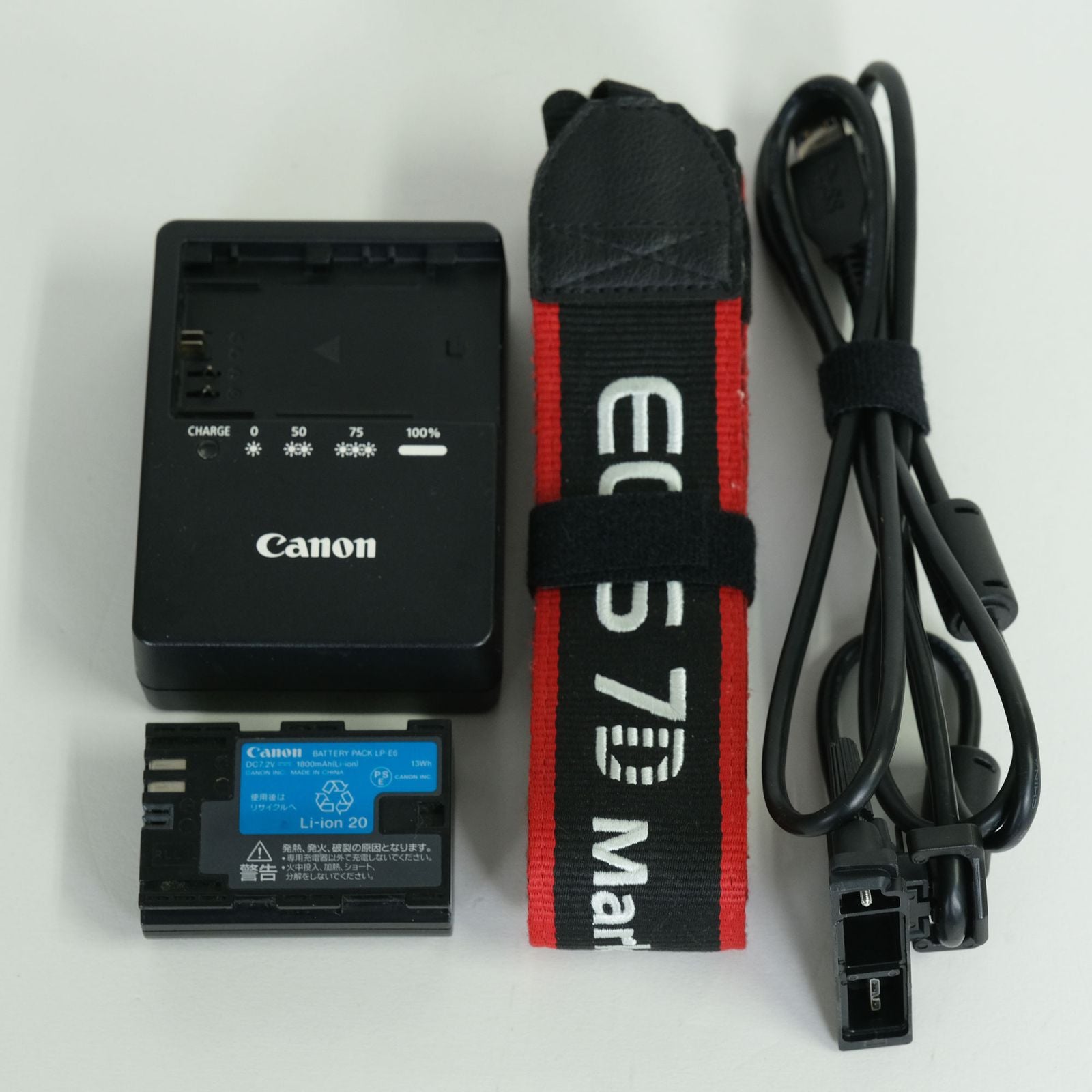 Canon Digital Slr Eos 7D Mark Ii Ef-S