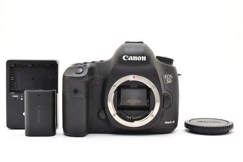 Digital Slr 8461 Canon Eos 5D Mark Iii #K680-4