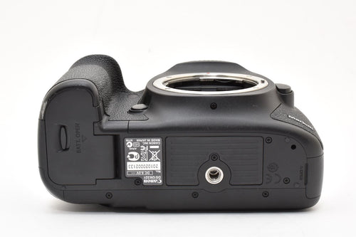 Digital Slr 8461 Canon Eos 5D Mark Iii #K680-4
