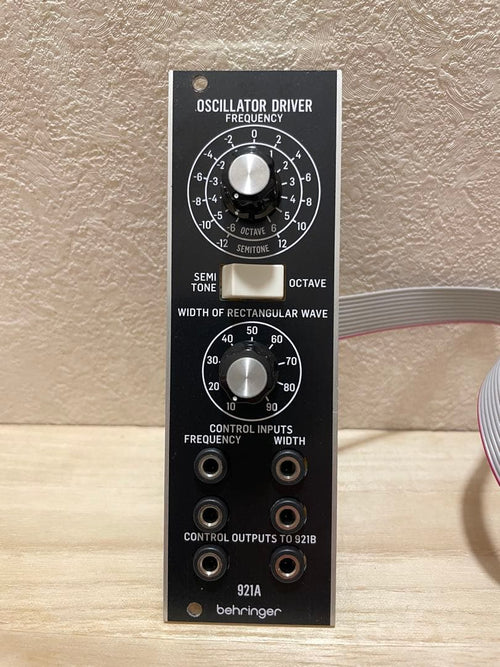 Behringer Modular Synthesizers 921A Oscillator Driver