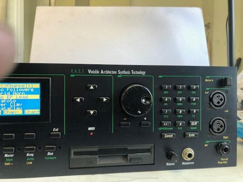 Sampler Kurzweil K2500Rs
