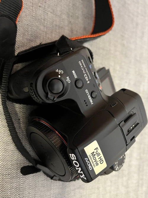 Sony Digital Slrs 37 18-200Mm 4 Sd