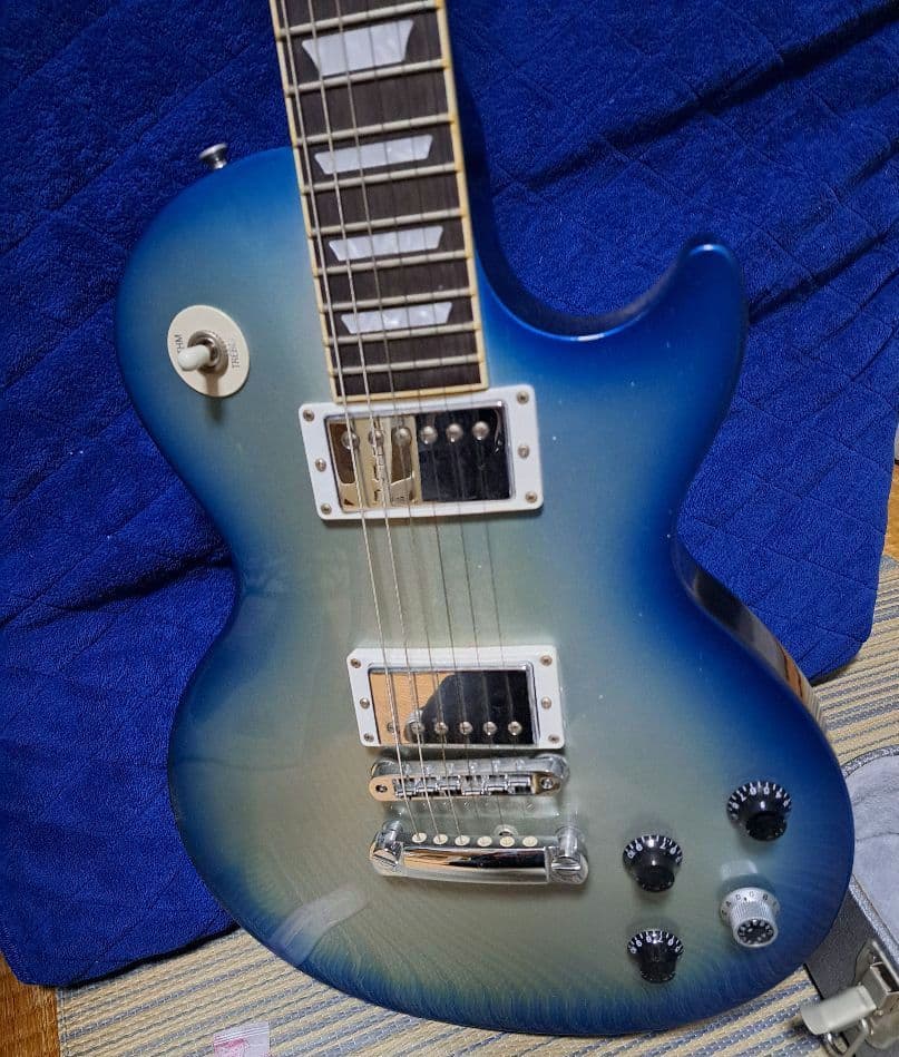 Gibson Electric Guitar
