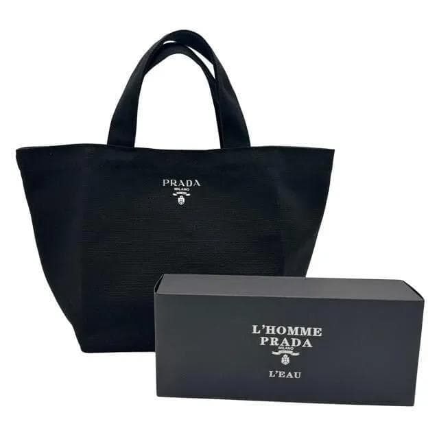 Prada Tote Bags