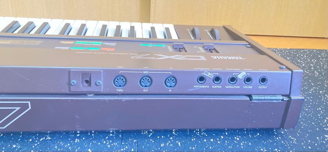 Yamaha Others Dx7 61
