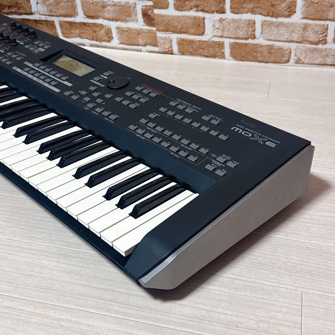 Yamaha Modular Synthesizer Mox6