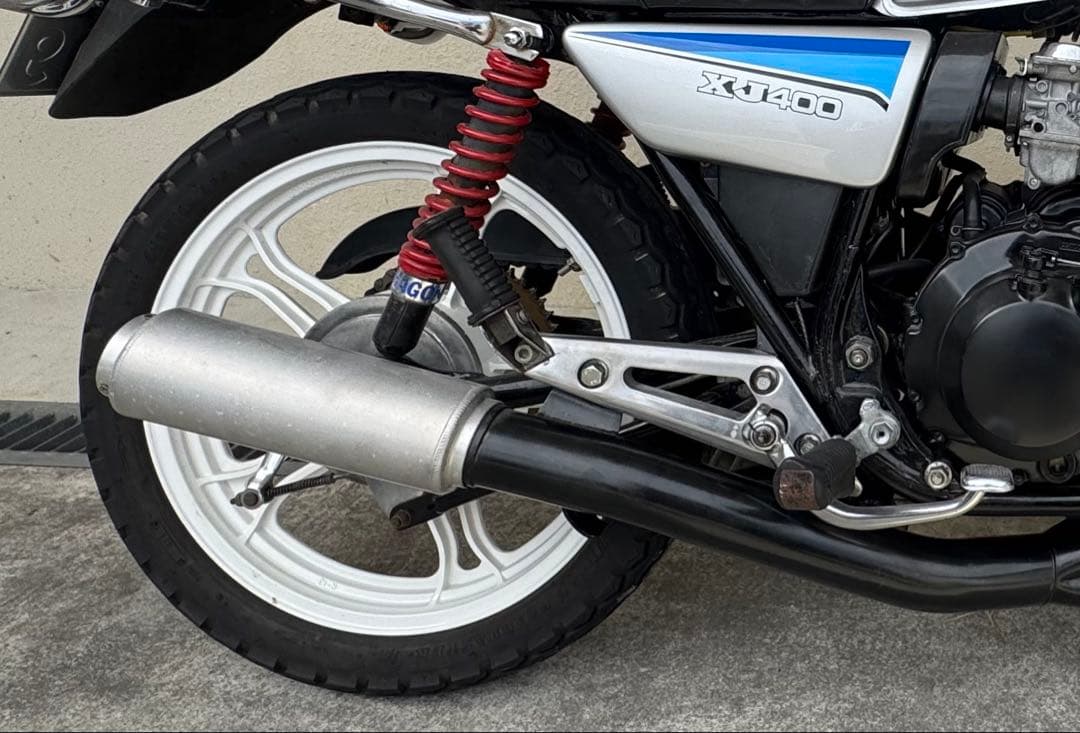 Scarf Xj 400