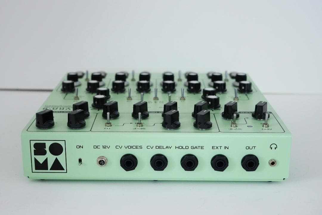 Analog Synthesizer Soma Laboratory Lyra-8