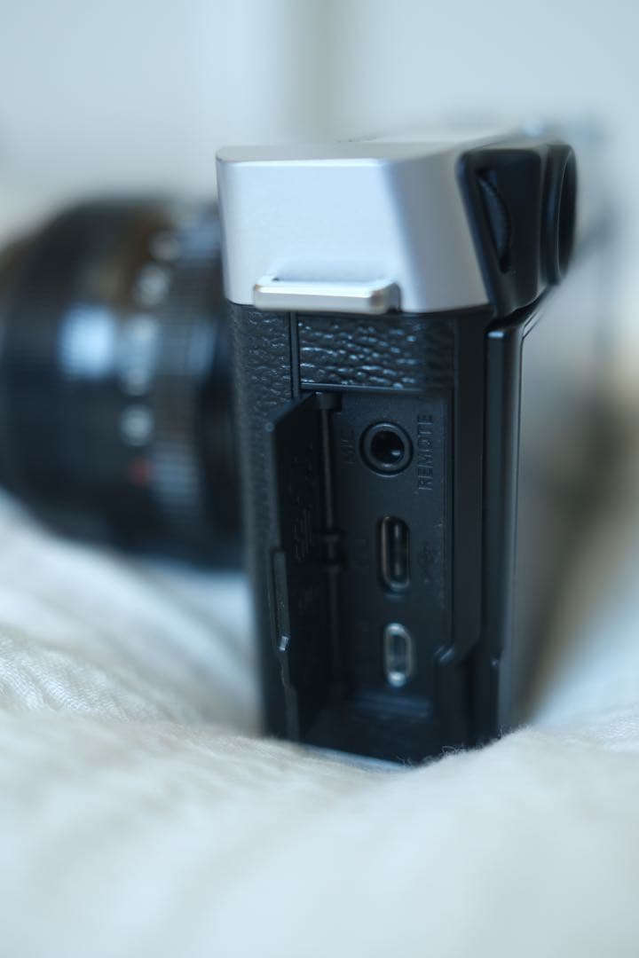 Fujifilm Mirrorless Interchangeable Lips X-E4