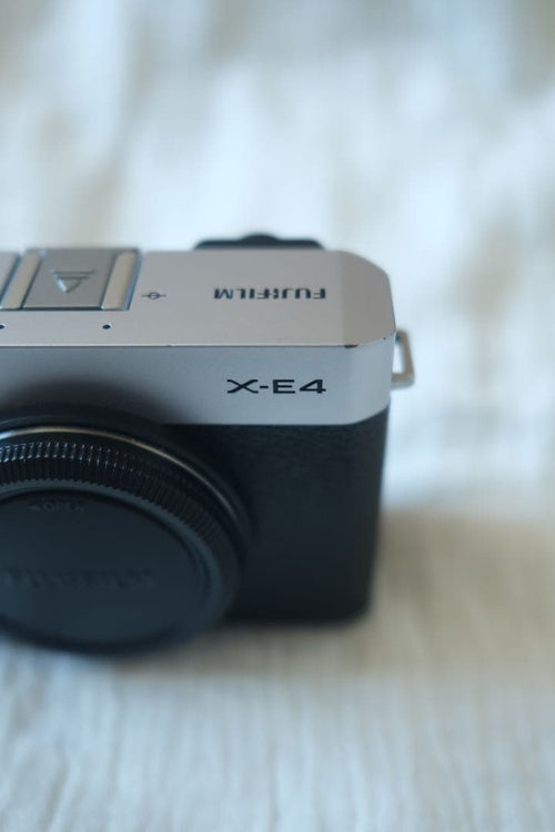 Fujifilm Mirrorless Interchangeable Lips X-E4