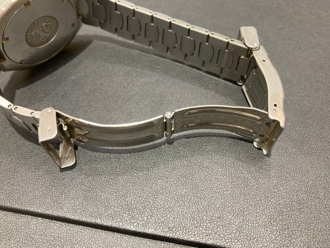 Omega Quartz Watches