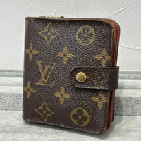 Louis Vuitton Bifold Wallets