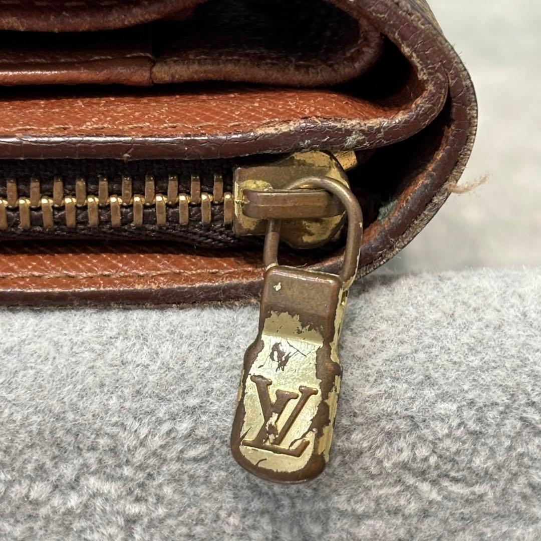 Louis Vuitton Bifold Wallets