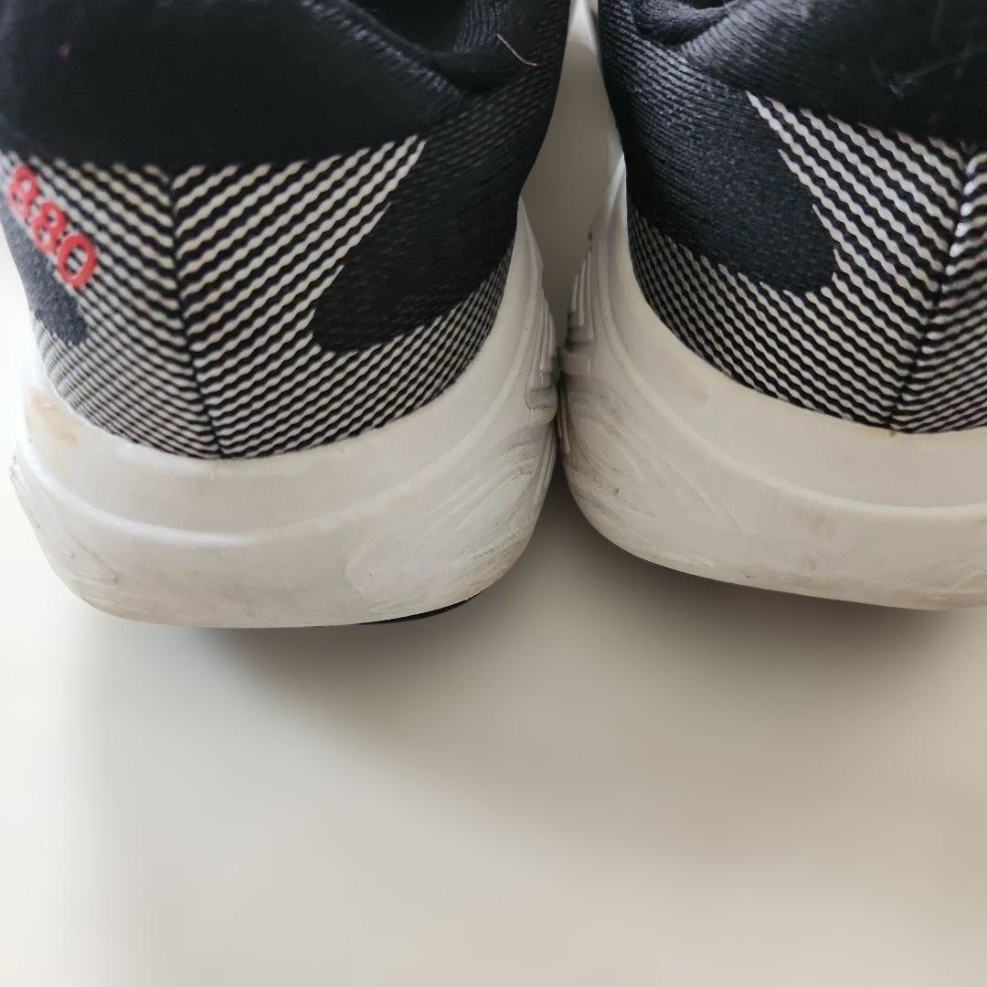New Balance Sneakers 24.5