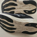 New Balance Sneakers 24.5