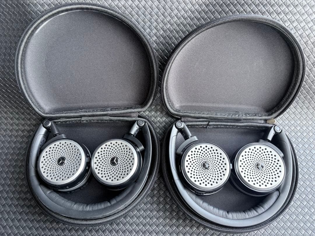 Mercedes-Benz Wireless Headphones P104