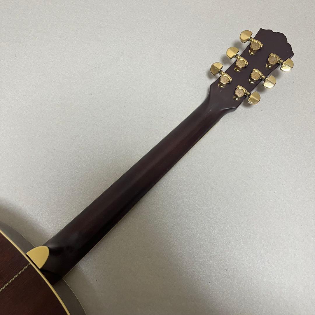 Yamaha Acoustic Guitars La-17