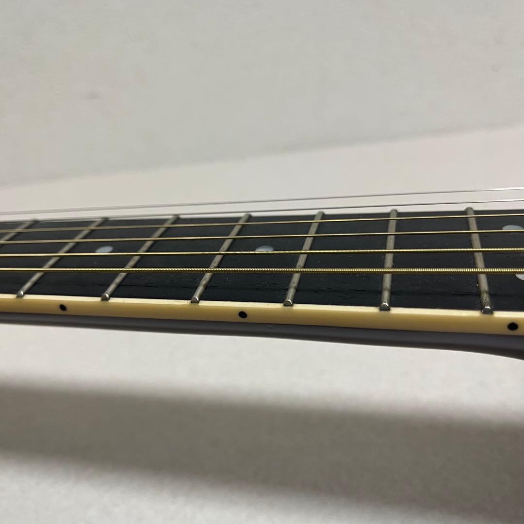 Yamaha Acoustic Guitars La-17