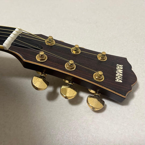 Yamaha Acoustic Guitars La-17