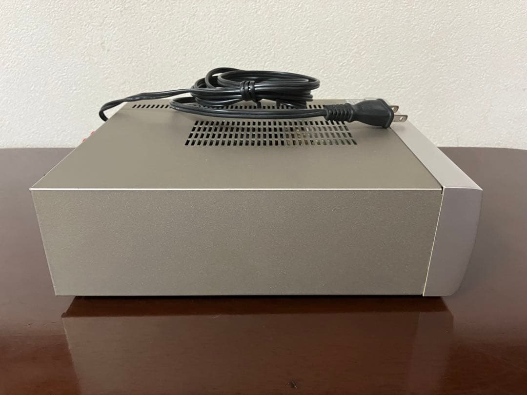 Kenwood Integrated Amplifiers R-Sg7