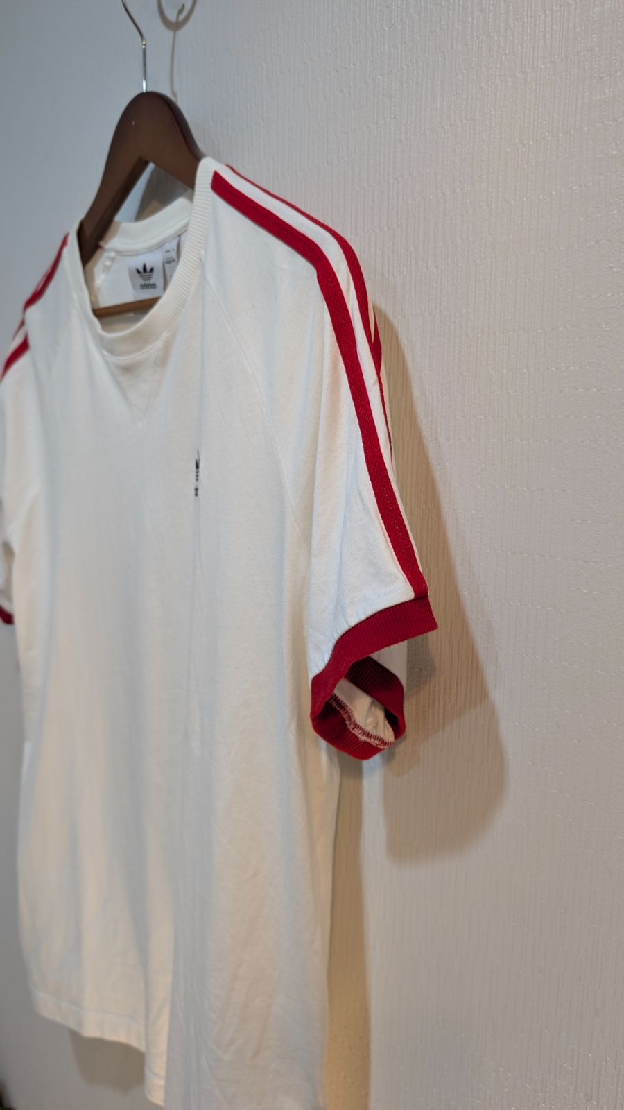 Adidas T -Shirt M Three Stripes