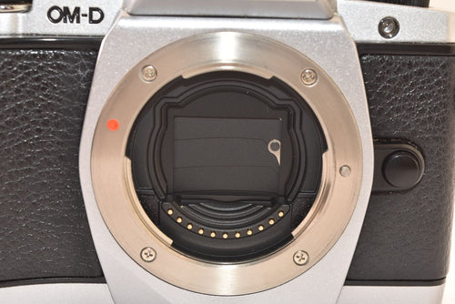 Olympus Mirrorless Interchangeable Lips Om-D E-M5 J2606127