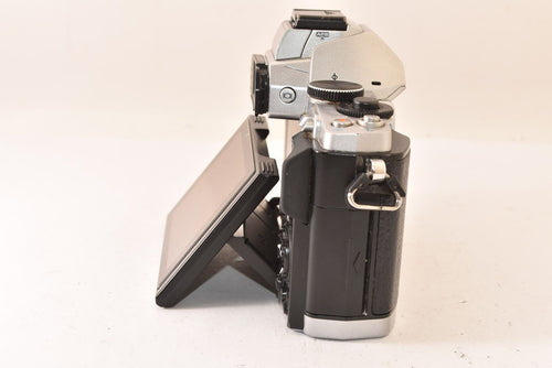 Olympus Mirrorless Interchangeable Lips Om-D E-M5 J2606127