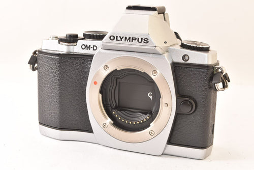 Olympus Mirrorless Interchangeable Lips Om-D E-M5 J2606127