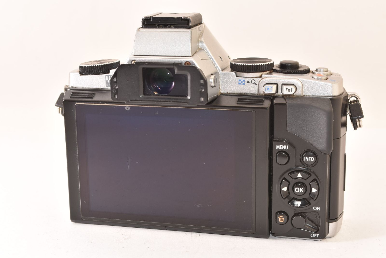 Olympus Mirrorless Interchangeable Lips Om-D E-M5 J2606127