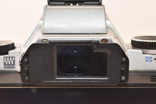 Olympus Mirrorless Interchangeable Lips Om-D E-M5 J2606127