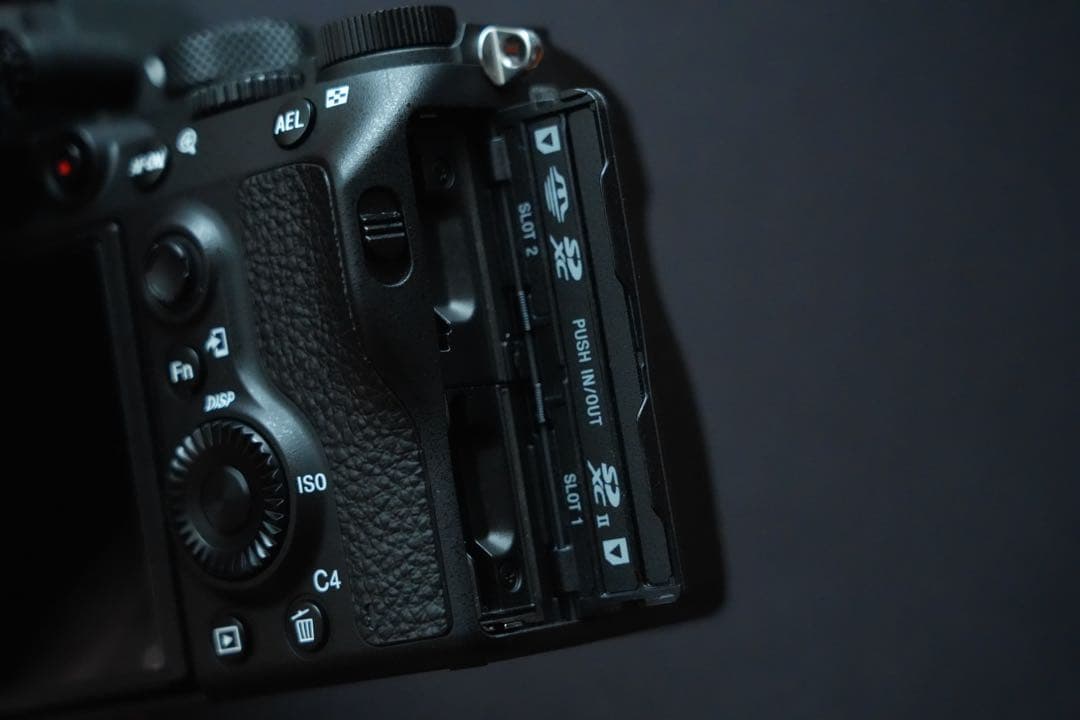 Sony Mirrorless Interchangeable Lens Cameras 7Iii Ilce-7M3