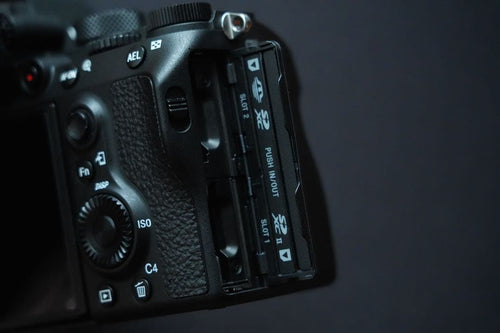 Sony Mirrorless Interchangeable Lens Cameras 7Iii Ilce-7M3