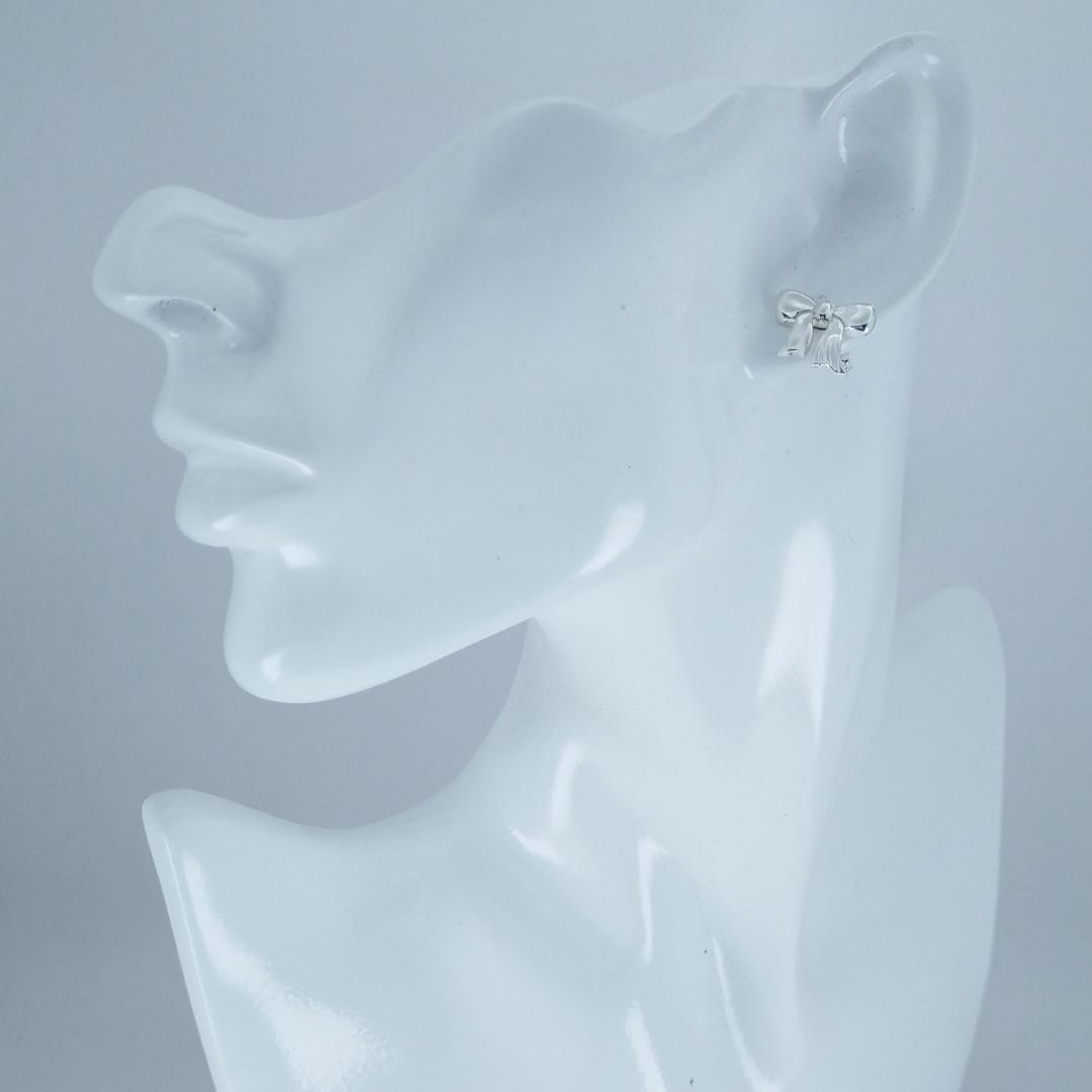 Tiffany Earrings (For Both Ears) 2708