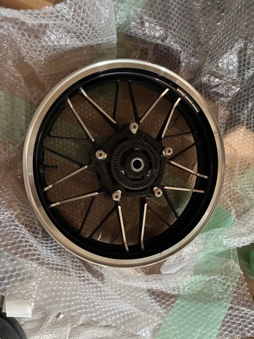 Kawasaki Wheels Z900Rs