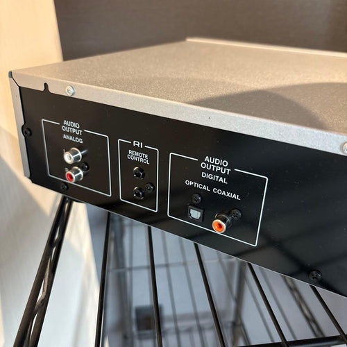 Onkyo Cd Sacd Players C-7030