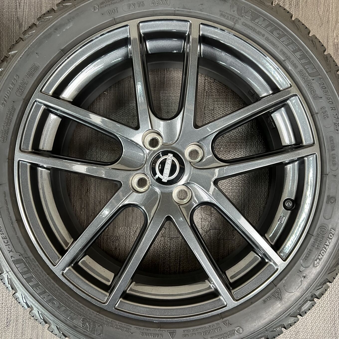 Nissan 17 Inches Michelin 205/50R17 #540S40925