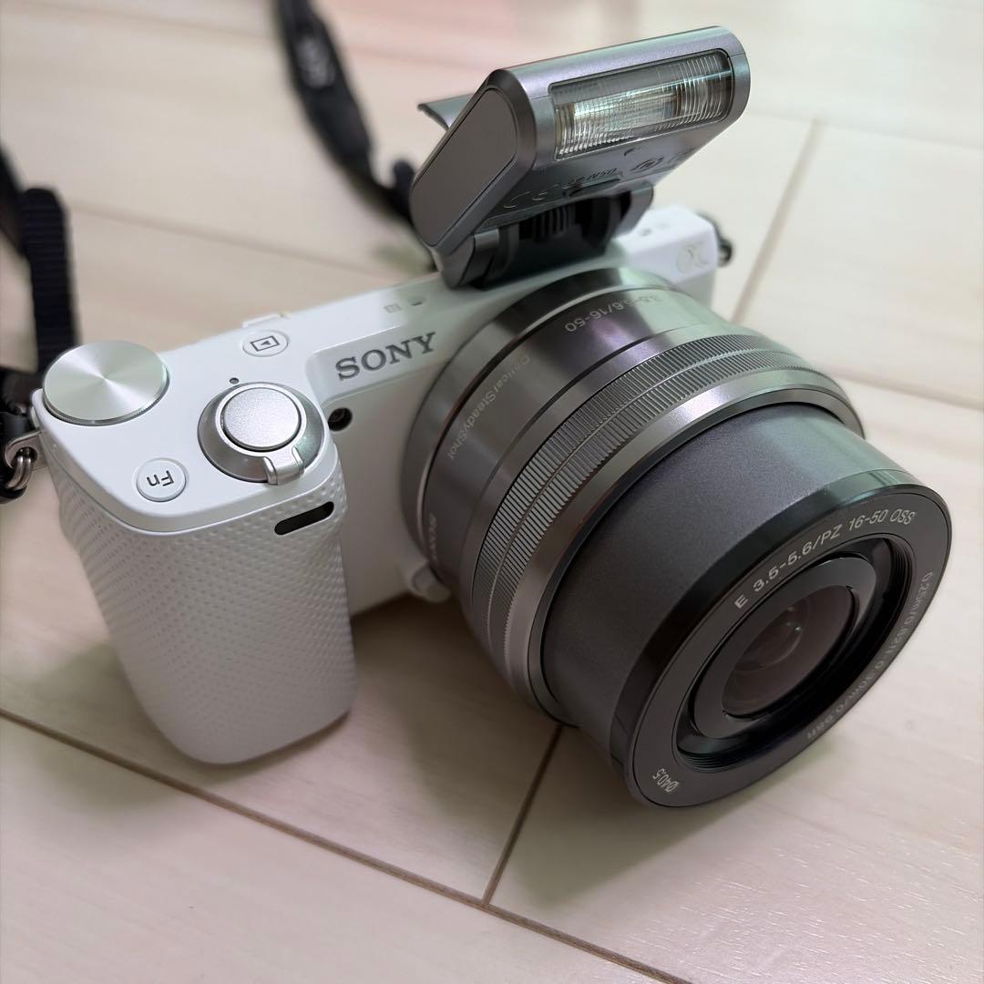 Sony Mirrorless Interchangeable Lens Cameras Nex-5R