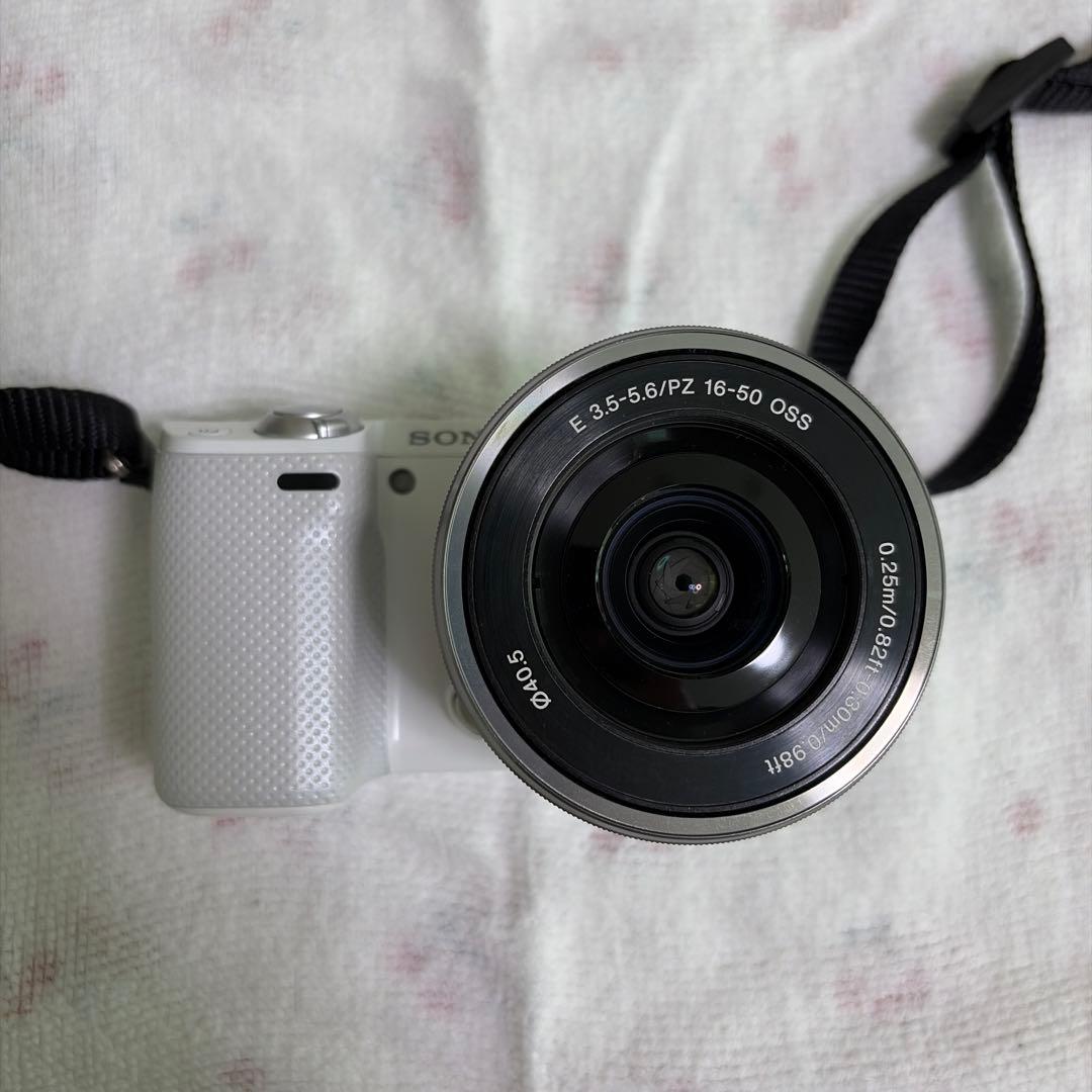 Sony Mirrorless Interchangeable Lens Cameras Nex-5R