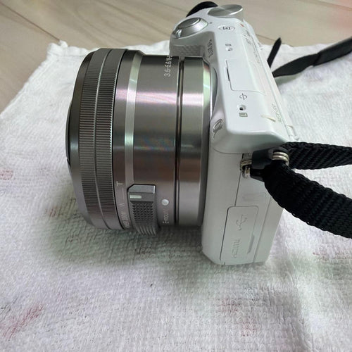Sony Mirrorless Interchangeable Lens Cameras Nex-5R