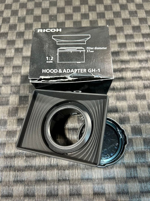 Compact Digital Cameras Gr