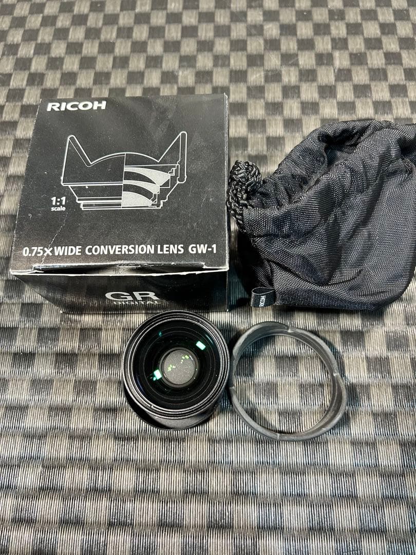 Compact Digital Cameras Gr